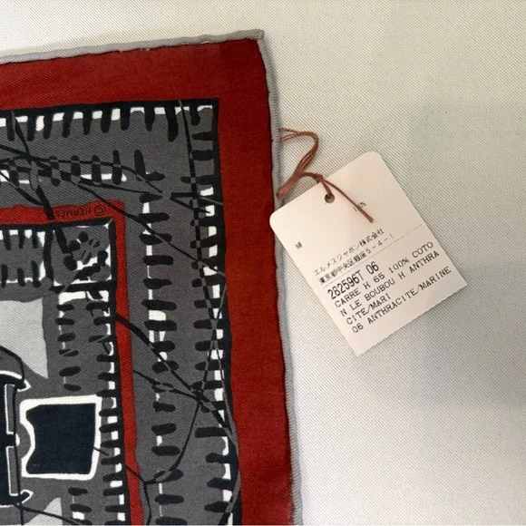 Vintage Hermès Carré 65 Cotton Scarf – Anthracite/Marine/Red – With Box - Picture 5 of 9